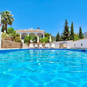 https://villa-rafaela-frigiliana.es-andalucia.com